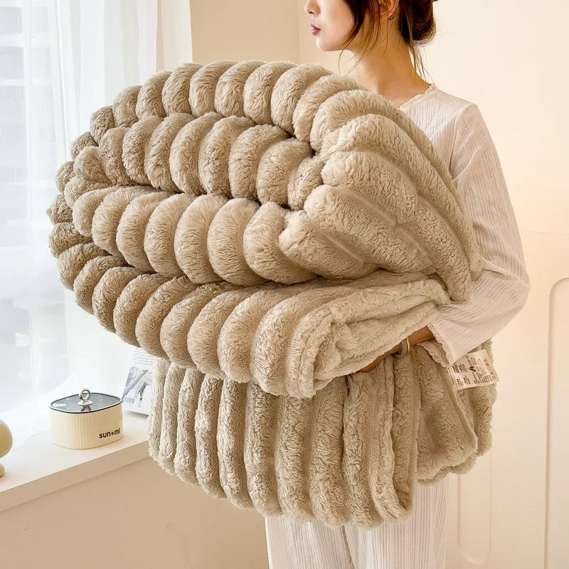 Fluffea Blanket